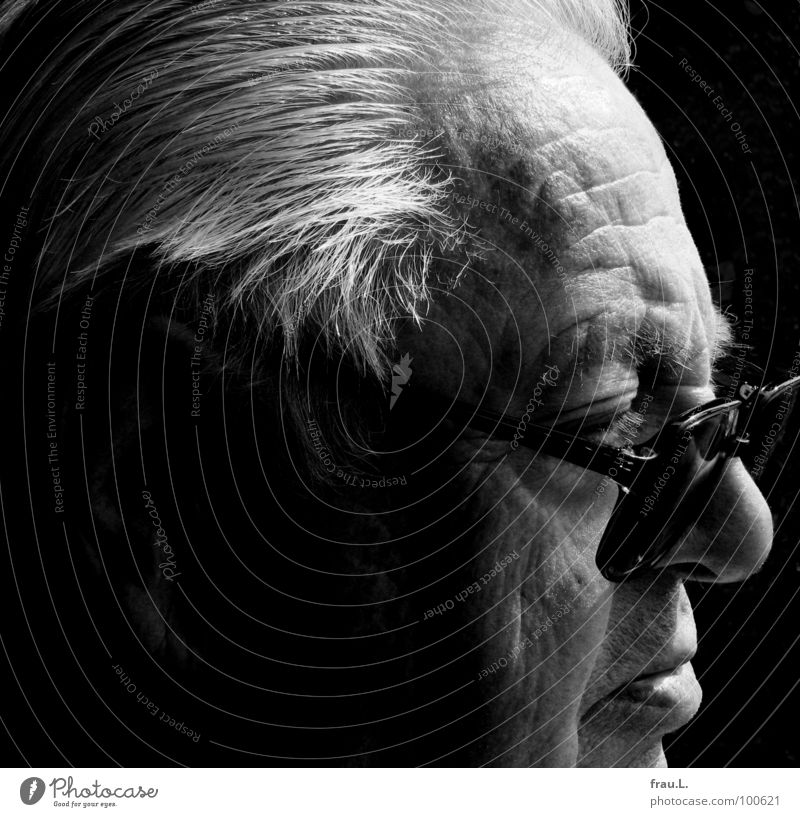 dad Man Senior citizen Wisdom Skeptical Concentrate portrait Silhouette Force Grandfather Old Annoying Masculine Eyeglasses Physics Observe white hair Listening