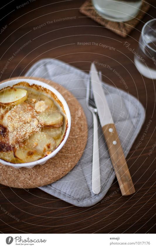 gratin Gratin Potatoes Nutrition Lunch Vegetarian diet Slow food Crockery Delicious Appetite Colour photo Interior shot Deserted Day Shallow depth of field