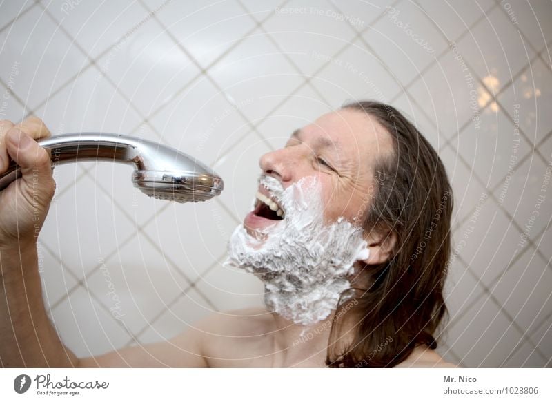 the voice of switzerland Bathroom Masculine Man Adults Skin Face Long-haired Beard Naked Personal hygiene Take a shower Sing Song Shower head Shaving cream Tile
