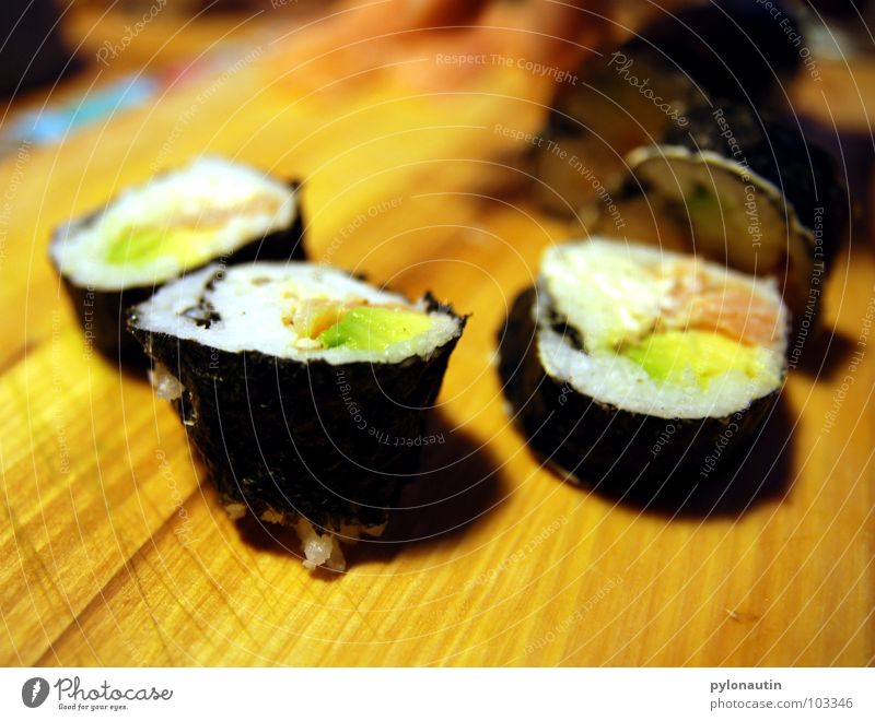 Suuuushi Sushi Algae Japan Chopping board Kitchen Lemur Wasabi Salmon Shrimp Shrimps Meal Vegetable Rice Nutrition Fish