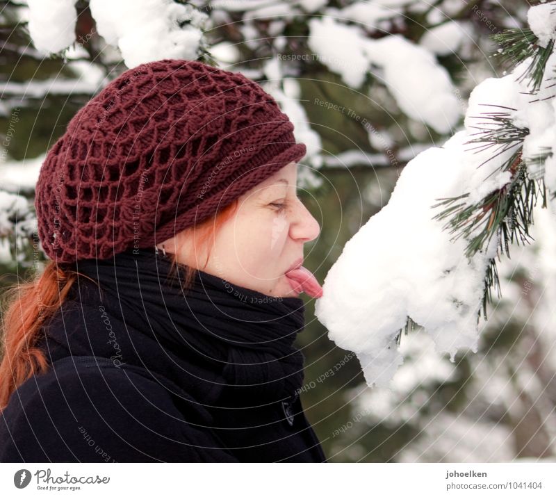 Zeal? Adventure Winter Snow Human being Feminine Young woman Youth (Young adults) Mouth Tongue 1 18 - 30 years Adults Ice Frost Scarf Cap Red-haired Touch