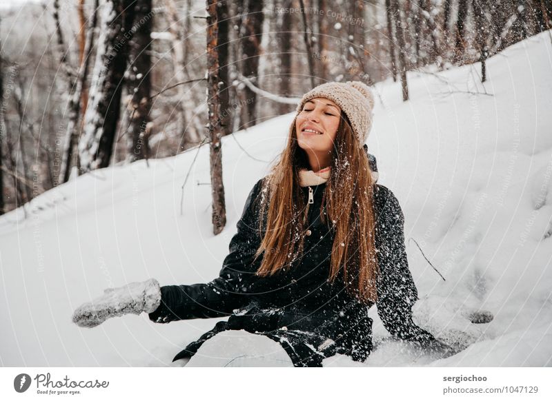 winter happiness 2 Beautiful Wellness Life Well-being Senses Calm Meditation Young woman Youth (Young adults) Woman Adults 1 Human being 18 - 30 years Breathe