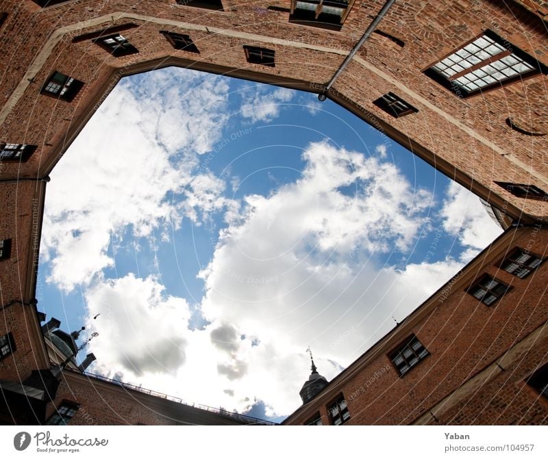Sky over Gripsholm Castle Gripsholm castle Sweden Mariefred Clouds Interior courtyard Wide angle Picture frame Cramped Geometry Free Freedom Captured