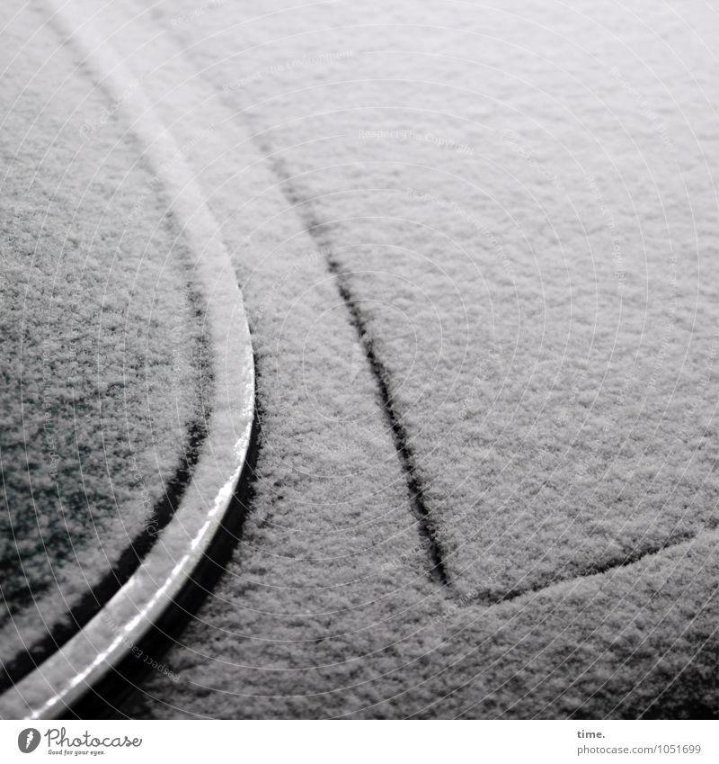 Powder can, another Winter Snow Transport Motoring Car Car Window Trunk Metal Line Sharp-edged Elegant Cold Round Unwavering Orderliness Modest Esthetic Design
