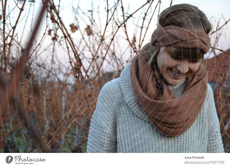 you have to love noses² Feminine Young woman Youth (Young adults) Woman Adults 1 Human being 18 - 30 years Bushes Scarf Headband Brunette Bangs Smiling Laughter