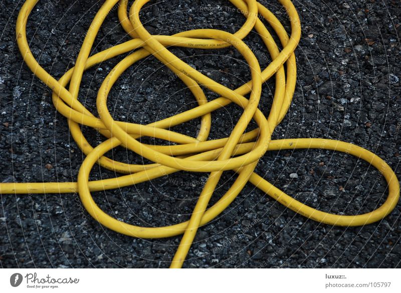 confused Hose Electricity Yellow Asphalt Media Cable Knot wireless Terminal connector network Information Technology User interface Irritation