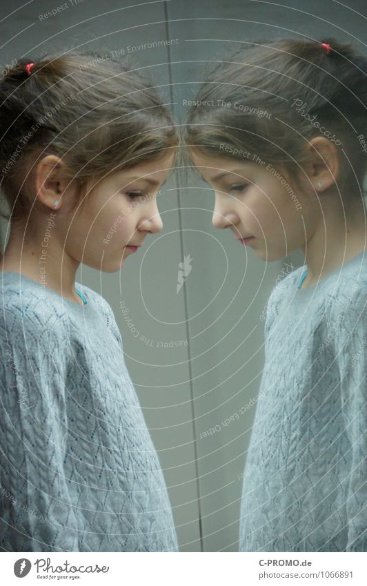 Mirrored girl 4 Human being Feminine Sister Friendship Child Infancy Twin 3 - 8 years Sweater Earring brunette Glass Curiosity Gray Loneliness Perspective
