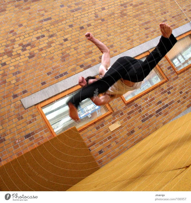 540 Colour photo Interior shot Copy Space left Copy Space top Copy Space bottom Joy Leisure and hobbies Sports Martial arts Human being Masculine 1 Movement