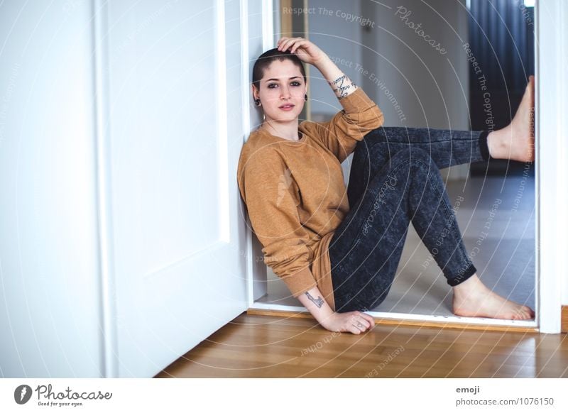 @home Feminine Androgynous Young woman Youth (Young adults) 1 Human being 18 - 30 years Adults Uniqueness Sit Doorframe Colour photo Interior shot