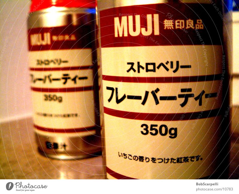 MUJI Tin Beverage Contents summary Shallow depth of field 2 Characters Japanese Deserted Muji Close-up Detail Round Canned drink Aluminum container Aluminium