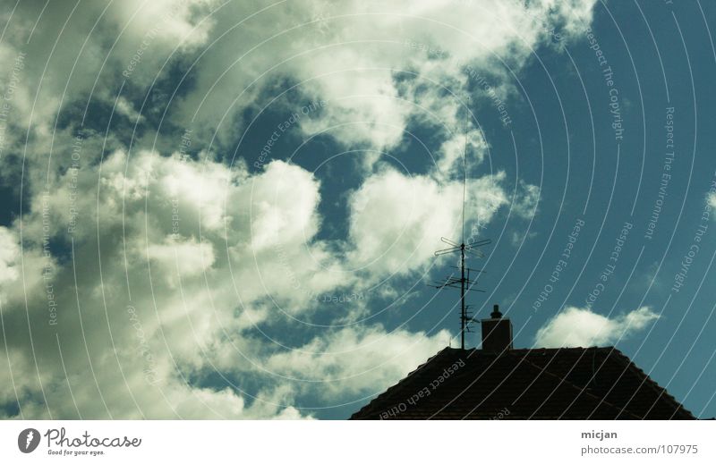 Blue Dream Roof Clouds Antenna Black Edge Silhouette House (Residential Structure) Building Yellowness Radiation Radio technology Transmit Television TV set