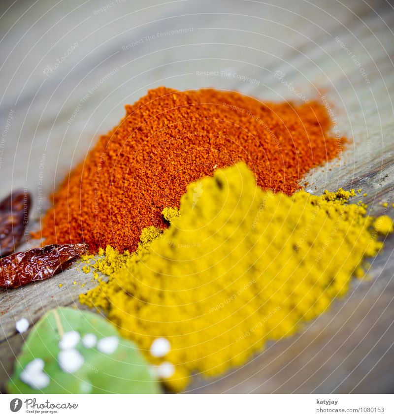 curry powder Herbs and spices Pepper Curry powder Peppercorn Sense of taste Spicy Healthy Eating Dish Food photograph Chili Salt Cooking salt sea salt Bay leaf