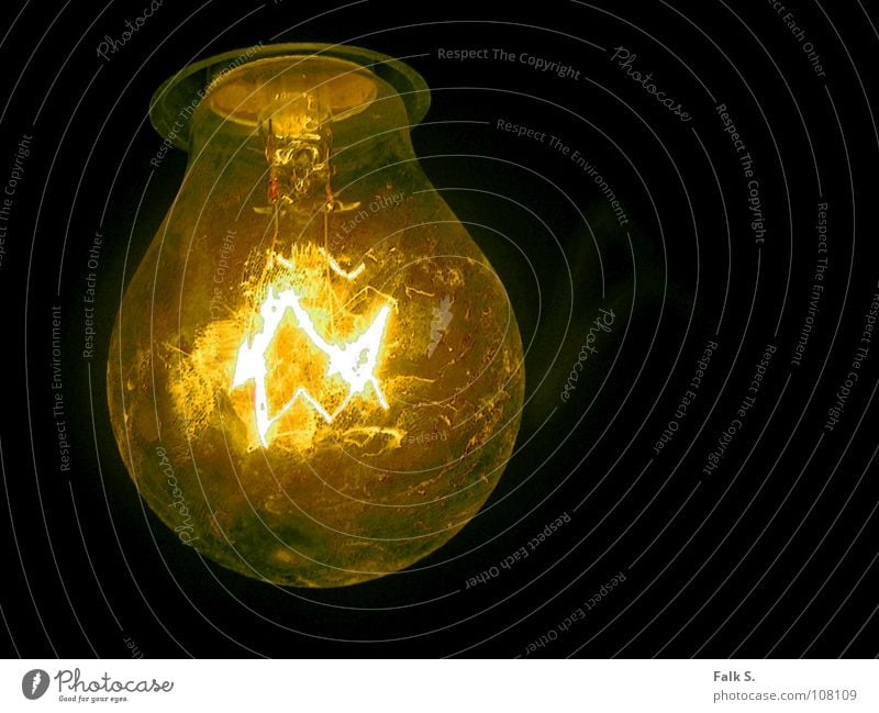 luminosity Lamp Cellar Energy industry Electric bulb Technology Energy crisis Industry Warmth Floodlight Wire Glow Electricity Cable Old Bans Glass Dark Bright