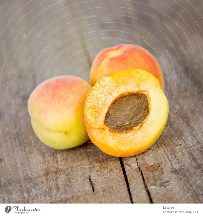apricots Apricot Peach Fruit Breakfast Stone fruit Pomacious fruits Vitamin Juice Juicy Near Close-up Fresh Mature Background picture Diet Dessert Yellow plum