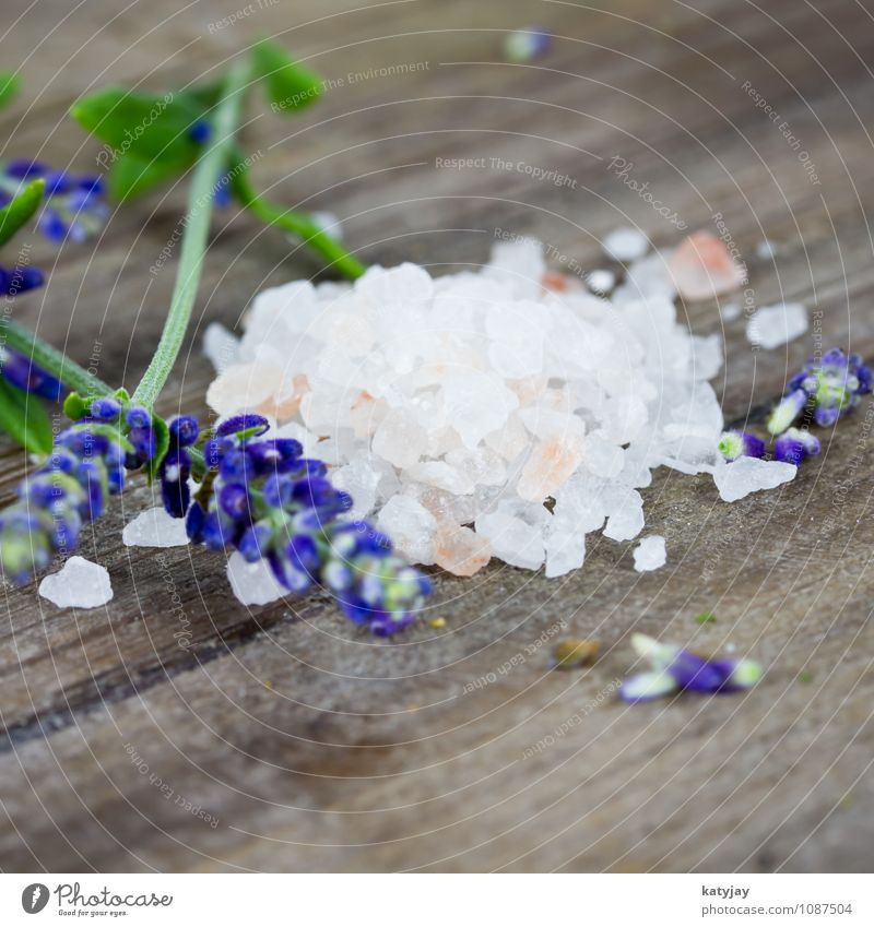 Salt and Lavender Cooking salt bath salts Ocean Swimming & Bathing Bathtub Wellness Aromatic Fragrance Blossom Sense of taste Herbs and spices Well-being