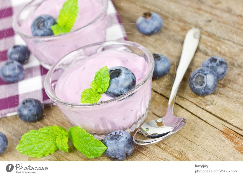 blueberry yoghurt Yoghurt Blueberry Skimmed milk Fruit Quark Fruity Berries wild berries Organic produce Breakfast Vitamin Dessert Dairy Products Fresh Cream