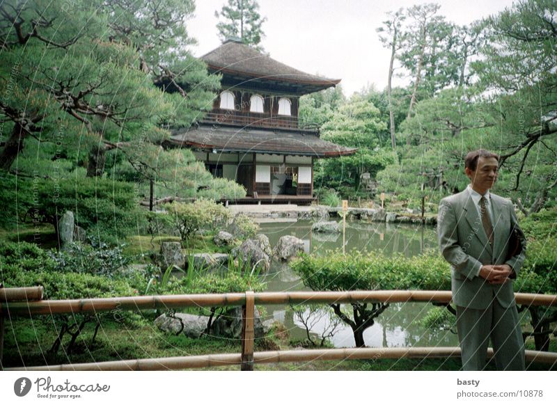 in front of pagoda 1/5 Japan Pagoda Human being Trashy