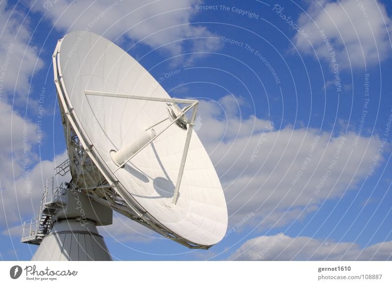 endless wide Transmit Holy Synod Listening Live Data transfer Search Find Satellite dish Television Radio telescope Telescope High-tech Radio technology