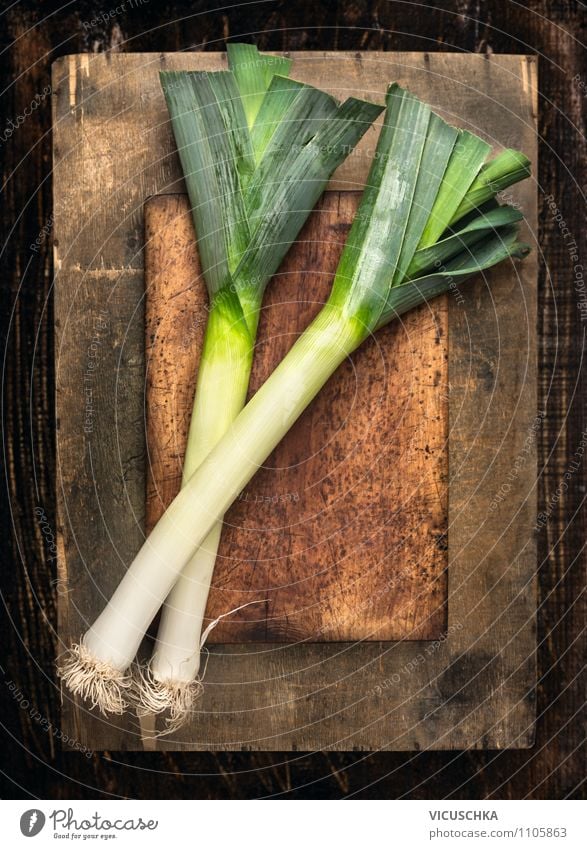 Fresh leek on an old wooden table Food Vegetable Herbs and spices Nutrition Lunch Organic produce Vegetarian diet Diet Style Design Healthy Eating Life Garden