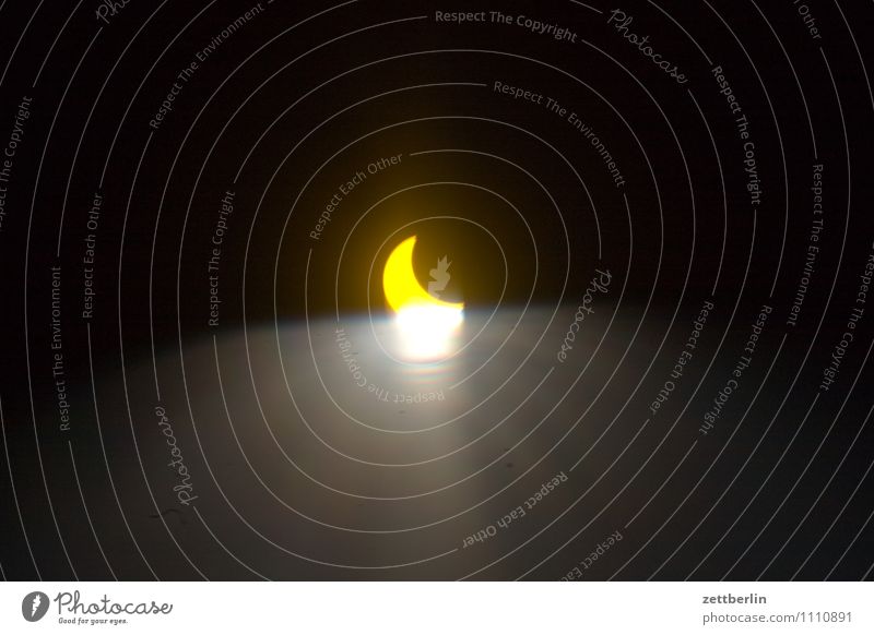 solar eclipse Solar eclipse Partial Night Moon Sun Lightning Reaction Light (Natural Phenomenon) Lighting effect Illuminate Darken Astronomy Universe Galaxy