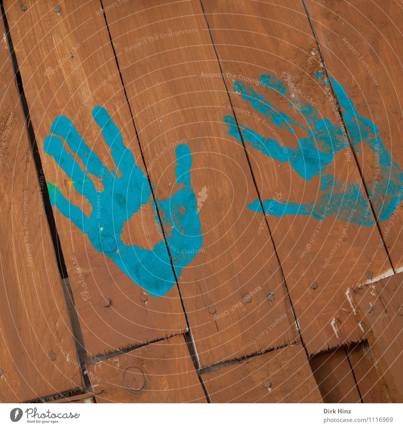 by hand Sign Signs and labeling Blue Brown 2 Hand Wooden wall Fence Imprint Colour Childrens birthsday Children's Party Kindergarten Parenting Playing Label