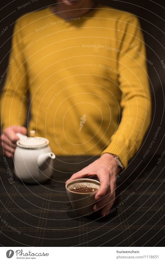 enjoy the tea Drinking Tea Mug Tea cup Teapot Tablecloth Lifestyle Elegant Relaxation Man Adults Hand Fingers 1 Human being To enjoy Friendliness Happiness