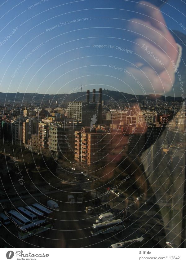 townie Barcelona 2 Town Mirror Factory Hand High-rise Hover Double exposure Sky Street in midair