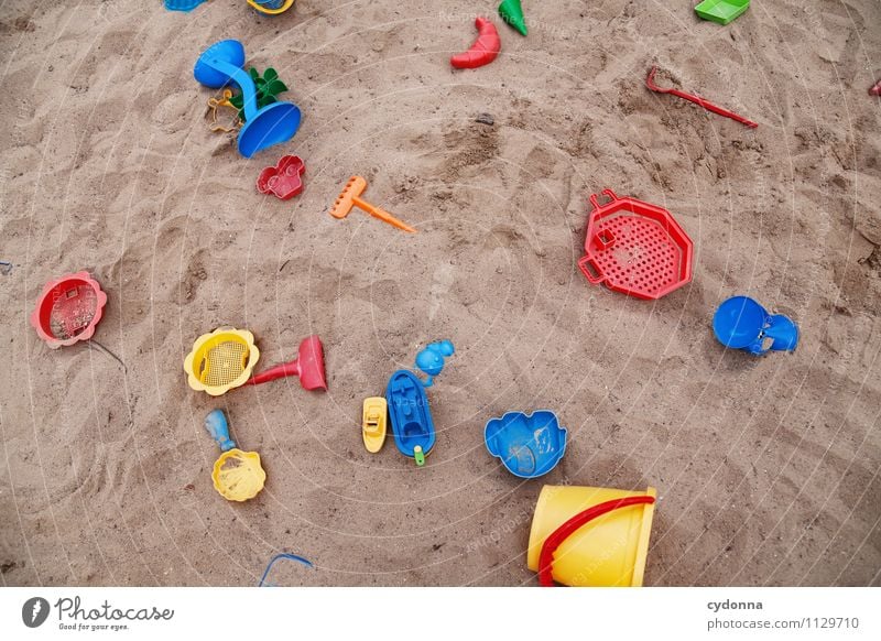 dig a bit Lifestyle Design Leisure and hobbies Parenting Kindergarten Child Sand Sieve Collection Beginning Advice Colour Joy Idea Inspiration Complex