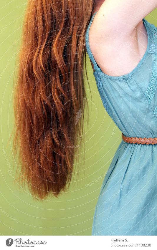 Rapunzel Feminine Young woman Youth (Young adults) Hair and hairstyles Arm Shoulder 1 Human being 18 - 30 years Adults Fashion Dress Red-haired Long-haired Curl