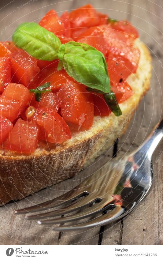 bruschetta Tomato Basil Garlic Tomato salad Summer Summery Barbecue (event) Side dish Olive oil Cooking oil Appetizer Italy Italian Food Vegetable
