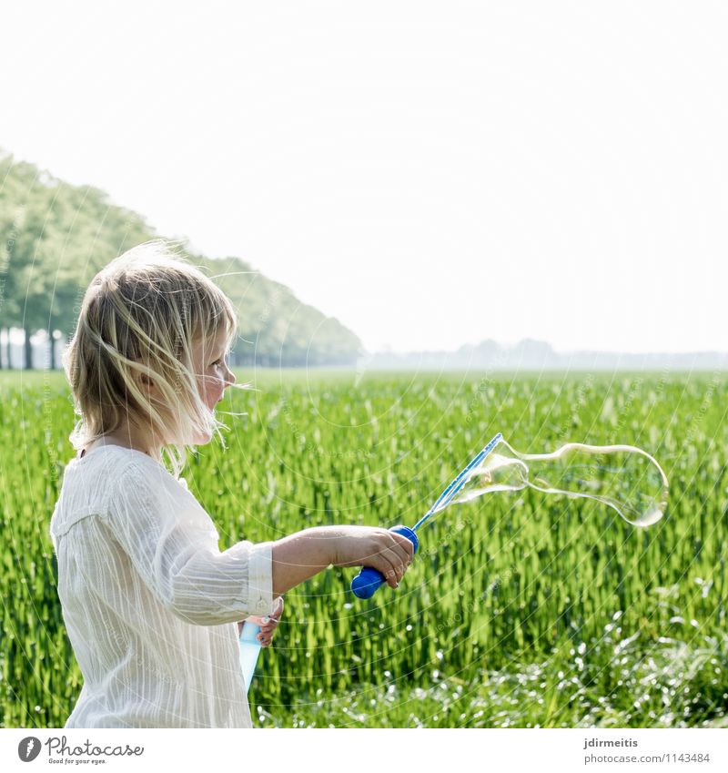 soap bubbles Leisure and hobbies Playing Freedom Human being Feminine Girl 1 3 - 8 years Child Infancy Environment Nature Landscape Plant Sky Spring Summer