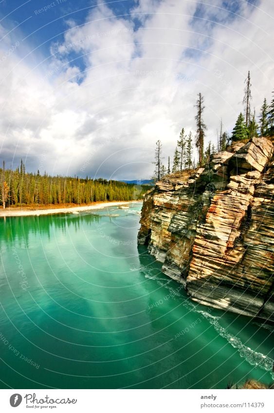 turquoise Turquoise Lake Fascinating Impressive Canada National Park Loneliness Breathe Air Autumn Mountain Blue Clarity Water Nature Rock curt Vantage point