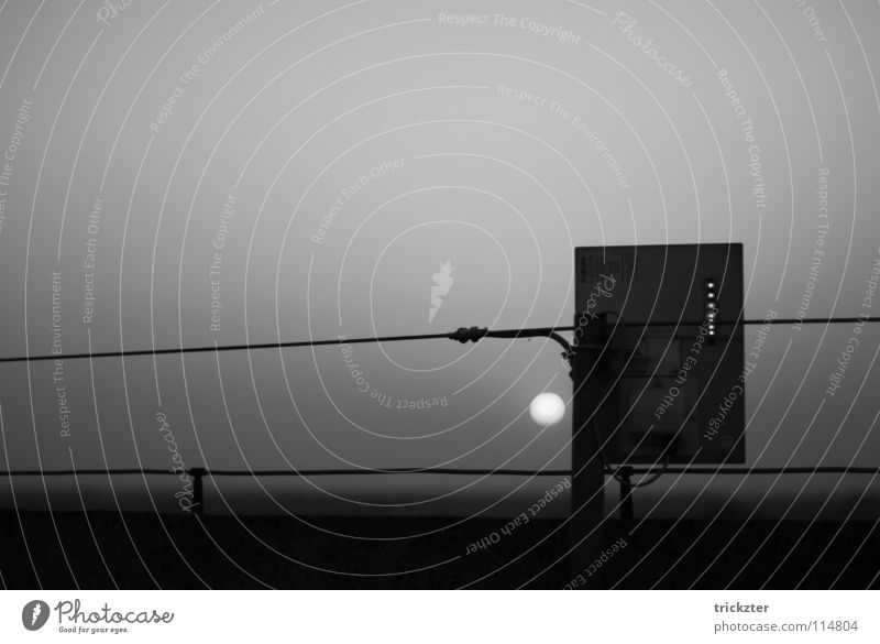 verona_01 Sunset Electricity pylon Gray Dark Horizon Cable