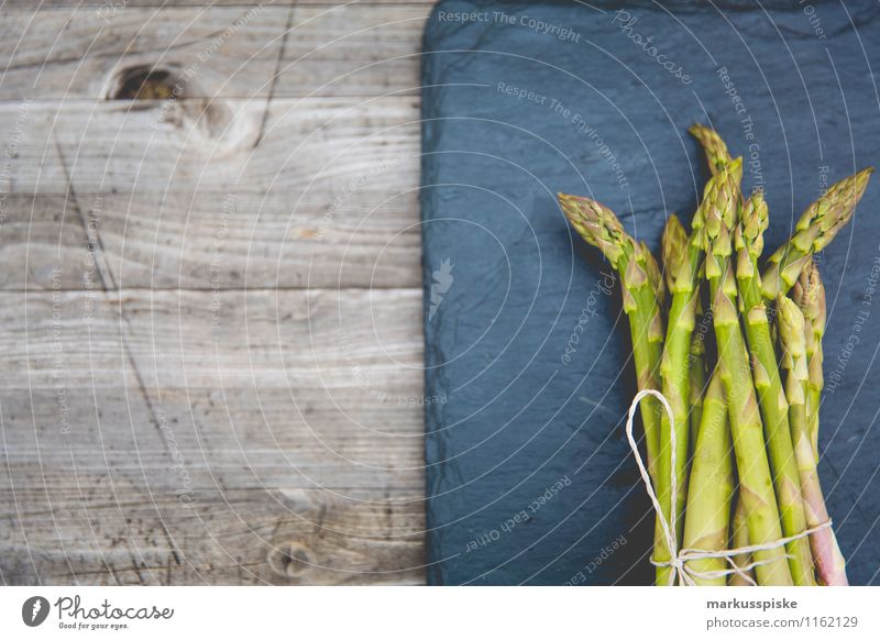Green asparagus Food Vegetable Asparagus Organic produce Vegetarian diet Diet Slow food Lifestyle Healthy Eating Living or residing Garden Fragrance Luxury