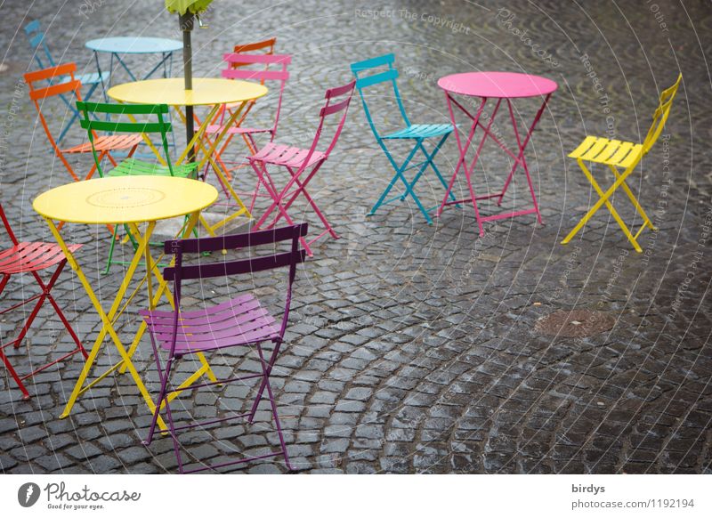 street cafe Style Leisure and hobbies Gastronomy Old town Esthetic Exceptional Friendliness Positive Beautiful Multicoloured Yellow Violet Pink Red Turquoise
