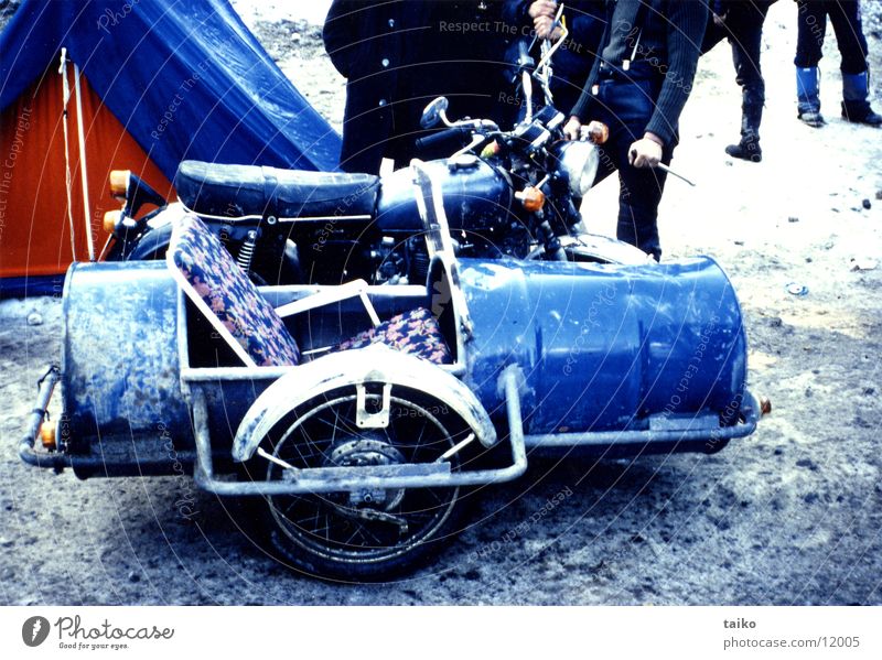 Motorcycle with sidecar Sidecar Strange Garden chair Winter Elefantentreffen Handicraft enthusiast Mechanic Red Electrical equipment Technology Horse and cart