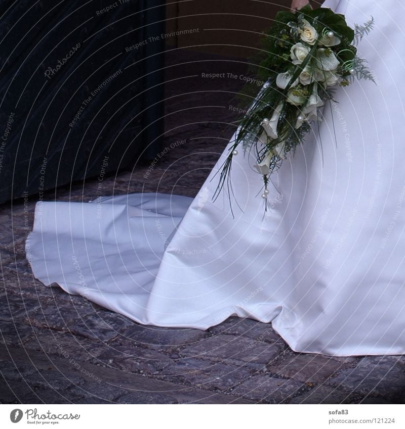 1/2 bride (4) Bride Wedding dress Dress Trust Bouquet White Woman Wife all in white Religion and faith
