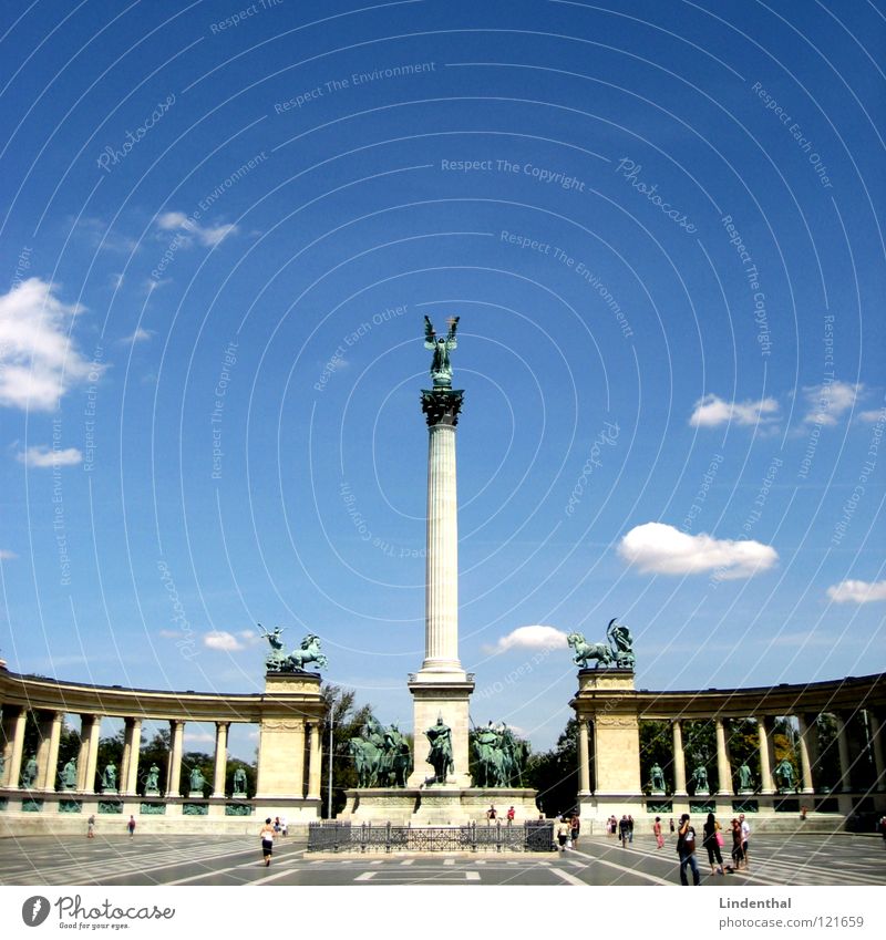 STATUE II Statue Sky Budapest Places Plaza Historic blue hungary Hungarian place