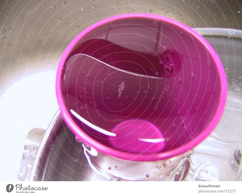postprandial Kitchen sink Mug Pink Reflection Pot Surface tension Do the dishes Water