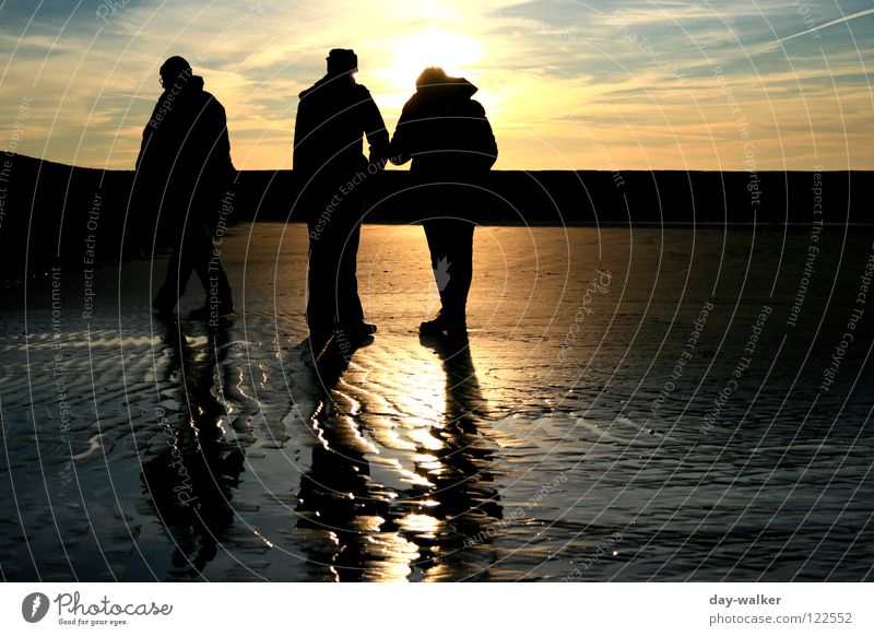 "day-walker" Ocean Beach Waves Reflection Moody Twilight Sunset Clouds Earth Sand Group Coast Tracks Beach dune Human being Silhouette Shadow Contrast Water Sky