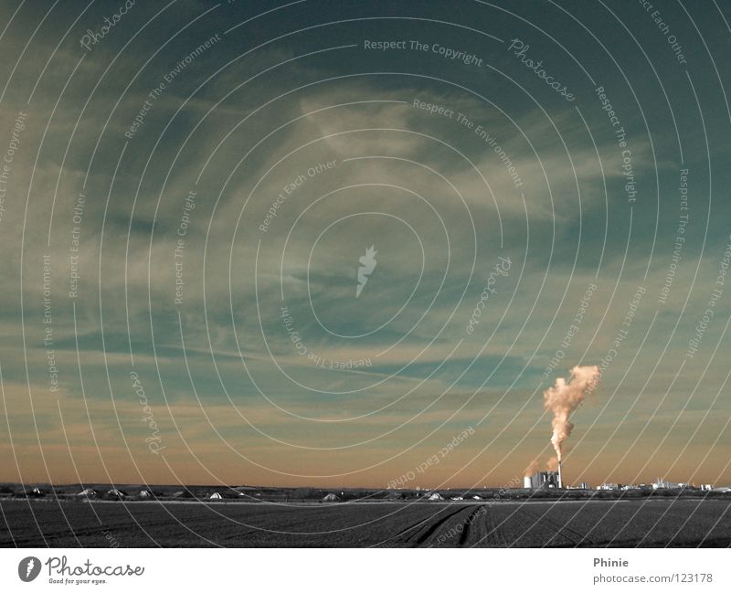 Chemistry and environment Exhaust gas Field Gray Pink White Steam Carbon dioxide Environmental pollution Leuna Electricity Town Clouds Industry Sky Landscape