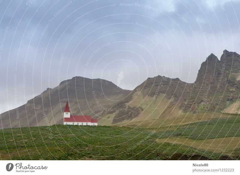 Iceland 15/1 - Church Fishing village Small Town Outskirts Tourist Attraction Authentic Protection Religion and faith Rock Mountain Loneliness Sublime