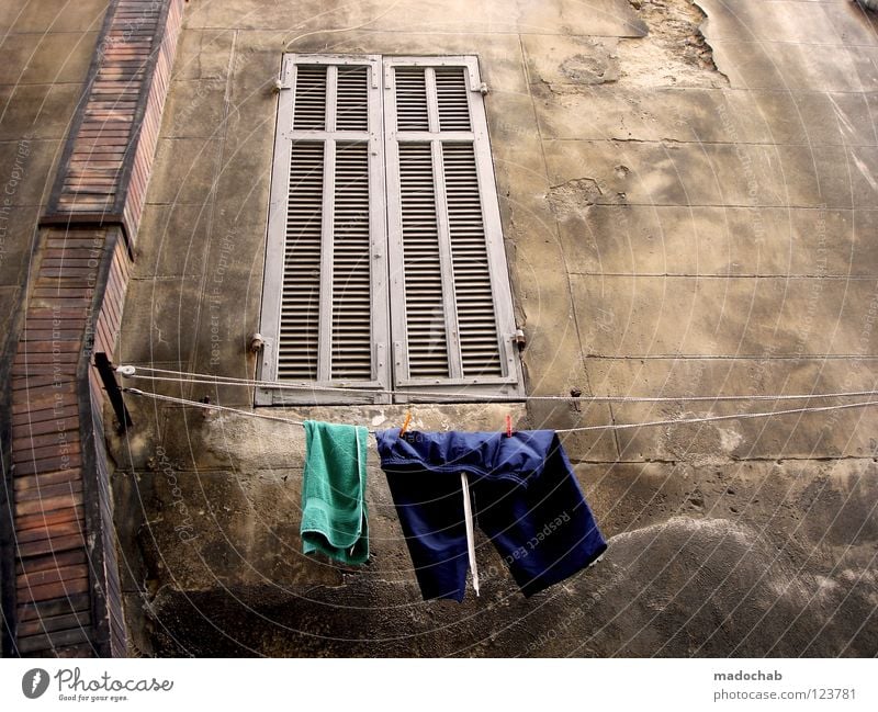 The window to the courtyard Wall (building) Wall (barrier) Structures and shapes Decline Derelict Laundry Clothing Dry Trashy Dirty Broken Backyard Hang