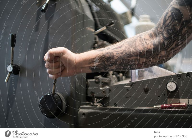 pressure Work and employment Workplace Factory Print shop Media industry Printing machine Human being Masculine Man Adults Arm 1 Utilize Movement Effort Tattoo