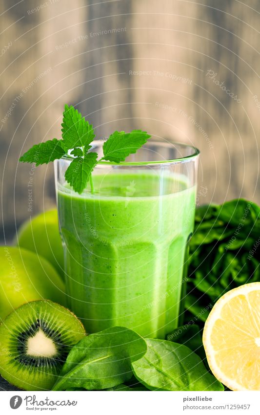 Green smoothie with green stuff Food Vegetable Lettuce Salad Fruit Apple Dessert Breakfast Organic produce Vegetarian diet Diet Fasting Beverage Drinking