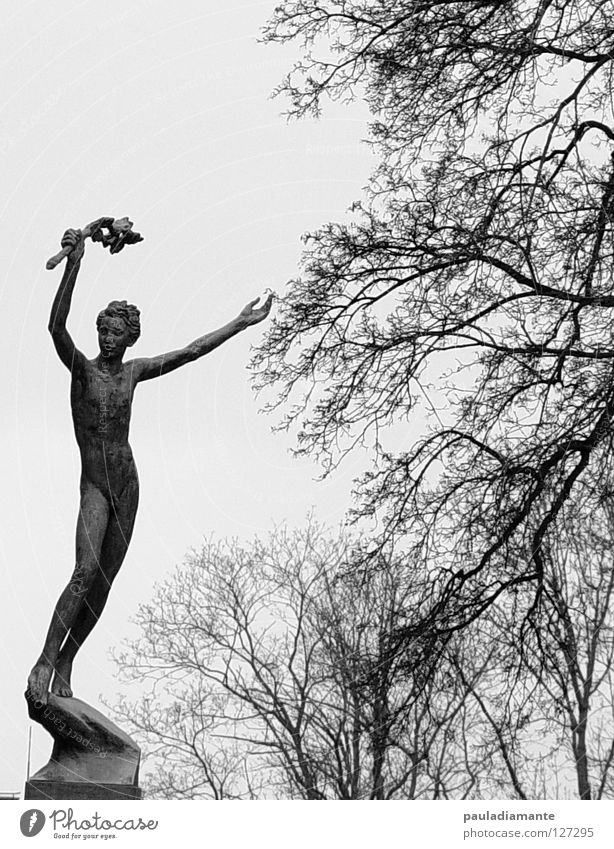 The flower girl Tree Winter Gray Statue Prague Park Naked Woman Landmark Monument Branch Dance Stone