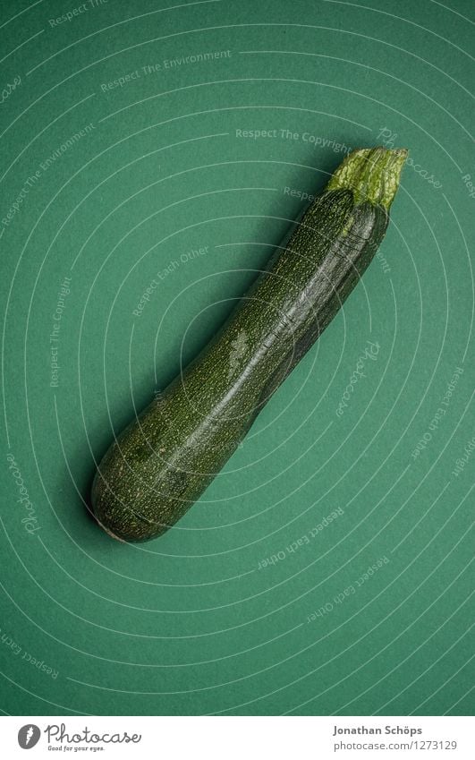The courgettes Food Vegetable Nutrition Eating Lunch Organic produce Vegetarian diet Diet Fasting Slow food Esthetic Zucchini Green Long Food photograph