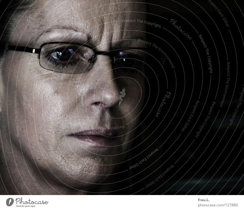 concentration Woman Work and employment Skeptical Screen Concentrate Eyeglasses Glittering portrait Clerk Earnest Sensitive Human being Fatigue Looking Eyes