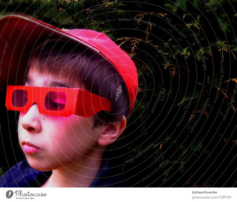 superchecker Red Eyeglasses Sunglasses Portrait photograph April Whim Child Boy (child) Earnest Grief Baseball cap Cap Helium Skeptical Boredom Communicate