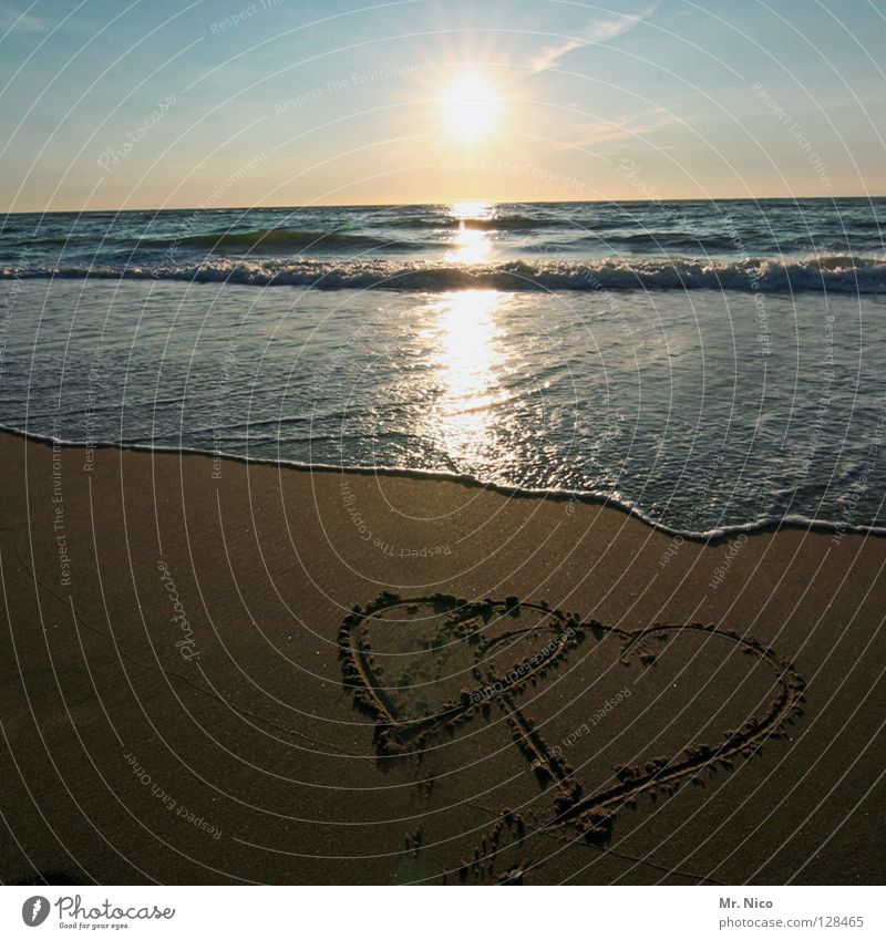 2Hearts Love Together Connectedness Painted Beach Romance Vacation & Travel Vacation romance Relationship Back-light Sunset Light Radiation Lighting Ocean Waves